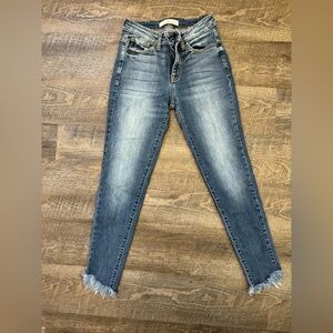 KanCan Distressed Ankle Jeans in Blue